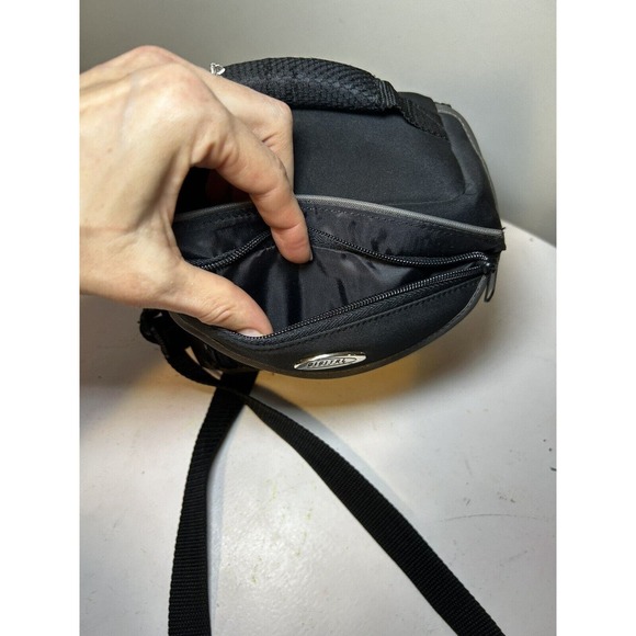 Digital Concepts Camera Case Bag with Strap - 6" x 6" x 3.5" Has Cleaning Kit - Picture 5 of 8